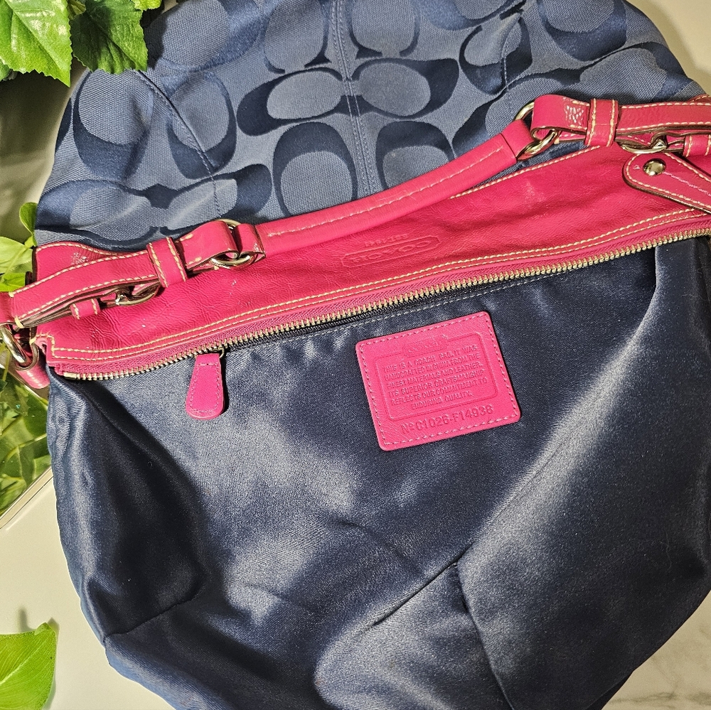 Coach LAURA Signature Hobo Purse F14938 MAGENTA & BLUE Shoulder Bag ~Rare - Picture 6 of 9